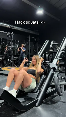 I can only apologise for those moves at the end ✌️ #fyp #gymgirl #hacksquat #quadburner #quadgains #glutegains #quadworkout #legday #leggainz #glutepump #bulkingseason #lazulilabel #factorygymwitham #cybexgym #gymgirlslockerroom #cybexhacksquat #deephacksquat #gymface #sweatygymsesh #foryoupage #foru 