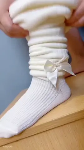 Quần tất len siêu xinh siêu ấm cho bé #quantat #quantatlenbegai #quantatlenlegging #quantatdep #quanchobegai #xuhuong #xuhuong2023 #fyp #xuhuongtiktok #begaidethuong #doxinhbegai #kakakisshop 