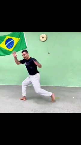 #fighting #foryou #trending #boxing🥊 #fyp #boxingteaching #kungfu #tiktok #mma #combat #teaching #skills 