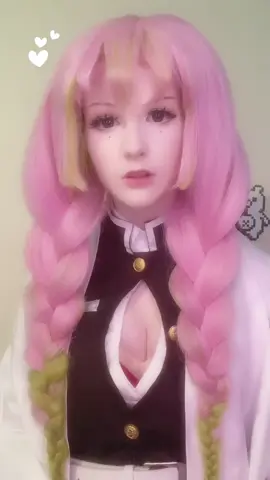 mwah <3 #mitsuricosplay #mitsurikanroji #mitsurikanrojicosplay #demonslayercosplay #demonslayer #kny #knycosplay #cosplayer #cosplayergirl #cosplay pls ignore the fact u can kinda see my pjs in this video i was too lazy to take them off before cosplaying 😠