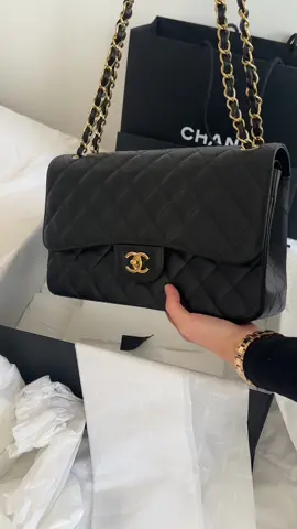 unboxing the prettiest bag to ever exist 🥹 timeless, chic and classy! can’t wait to style this baby #unboxing #unboxingvideo #chanel #chanelbag #bagunboxingvideo #bagunboxing  @ChanelOfficial 