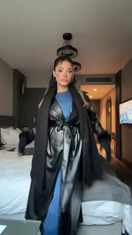 @MUN by Mehrunnisa trench coats have now launched🥹 wearing the arisa coord to match🤍  #Vlog #istanbul🇹🇷 #holidaytiktok #holidayfits #winterfits #fyp #trending 