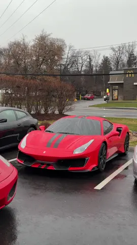 Pista in the rain🌧️#fyp #ferrari #488pista #supercar 