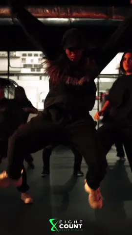 El juriclan rifándose como siempre😮‍💨🔥  📍8COUNT Juriquilla #8COUNT #dancestudio #queretaro #clasesdebaile #urbanstyle #dance #dance #qro #hiphop #trap #badbunny #bookert #bookertbadbunny 