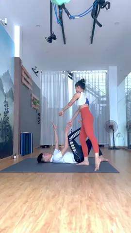 Cùng Vin tập Yoga nhé - Acro Yoga #Health #healing #happenss #Yoga #VinYoga #VinYogaVN #Vin_Yoga_VietNam #Therapy #Vinyasa #Theview #pregnancy_Yoga #Advanced_Yoga #Snow #primeday #Gentle_Yoga