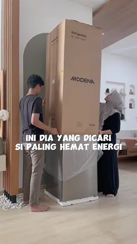 Kulkas si paling Hemat Energi, cuma 75 watt aja  MODENA RF 2250 TGDS  #LemariEsPalingHematEnergi #MODENA #MakeLifeEasier @MODENA.Indonesia 