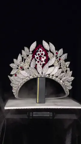 Ai sẽ là chủ nhân tiếp theo cho chiếc vương miện đặc biệt này tại Miss Charm sắp tới ??? #misscharm #misscharminternational  #misscharmvietnam#misscharmvietnamau #crown #VIỆTNAM #hot