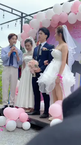 Đây có lẽ là người đàn ông hạnh phúc nhất❤️ anh cưới một lúc hai cô vợ. ❤️❤️#hanhphuc #haivo #giaitri 