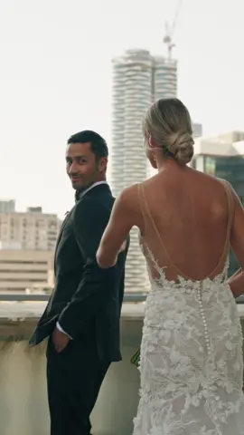 Gorgeous first look moment between bride and groom #firstlookwithgroom #firstlook #brideandgroom ##weddingtiktok #fyp #cute 