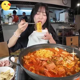 Kimchi stew costs 3,000 won!!😳 The best cost-effective kimchi stew mukbang with unlimited rice refills #tzuyang  #mukbang  #Foodie  #tzuyang85  #tzuyang쯔양  #tzuyangfans  #asmr  #asmrfood  #foodtiktokfood  #eating  #eatingshow  #fypdongggggggg  #delicious  #yummy  #food  #foodchallenge  #foryourpage  #fyp  #fypシ゚viral