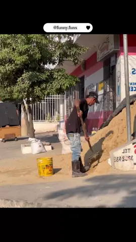 What the heck ?? #funnyvideos #funnymoments #prankvideos #funny #troll #funnyvideo #funnyprankvideos #prank #fyb #prankvideo 