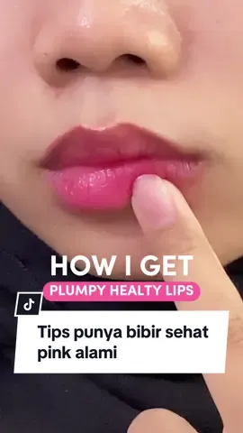 Tips punya bibir sehat pink natural cuma pake 2 produk yang harganya 20ribuan bestie #lipcareroutine #healtylips #bibirpinknatural #lipcaresr12 #lipscrubsr12 
