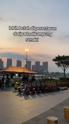 apa alasan kalian lebih betah di perantauan?#jawapride #jawastroy #fypシ゚viral #cikaranghits #cikaranganakrantau #kulipabrik #maikarta 