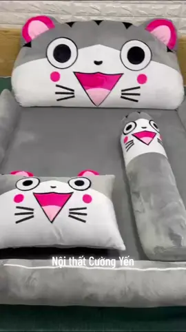 Mẫu nệm mèo xám hồng cưng lắm nha! Nệm sẵn size 1.1x1.6m dày 5cm bé dưới 10t hay người lớn đều nằm thoải mái ạ! Vỏ có thể tháo ra giặt được nên cực kì tiện nha ❤️ #giuongnemthu #giuongnemhinhthu #giuongnemchobeyeu #giuongnemdep #giuonghandmade #giuongnemthudangyeu #giuongnemthucute #giuonghinhthucute #giuong_nem_hinh_thu #nem_cho_be #nem_thu_bong #nem_hinh_thu #nem_thu_bong_cute #nemhinhthu #nem_hinh_thu #nemthubong  #fpy #viral 