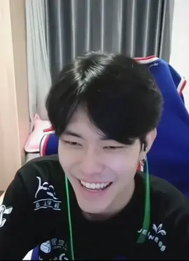 พี่โต้อย่างปั่น อันไหนจริง อันไหนปั่น ฟังสตรีมไป หัวใจจะวาย 😆😆 แต่ทั้งนี้ทั้งนั้น รอฟังได้ปีหน้านะคะ ว่าจะเป็นแบบไหน ยอมรับการตัดสินใจของทุกคนนะ ยังไงก็ยังจะคอยซัพพอตเสมอ \\ คลิปนี้ยาวหน่อยนะคะ อยากให้ฟังพี่โต้เยอะๆ เพื่อประกอบการคาดเดาคะ 5555 😄😄 @Moowan #Moowan #โตโต้คือคนเดียวกับหมูหวาน #bacontime #ทีมbacontime #ฟีด 