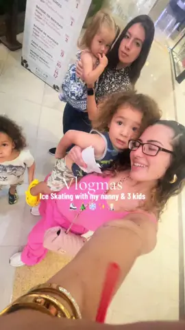 Mommiana chronicles ❄️⛸️🎄✨ #lifwwithkids #momof3 #colombiavlog #afternoonvlog #MomsofTikTok #afternooninthelife #momtok #Vlogmas 