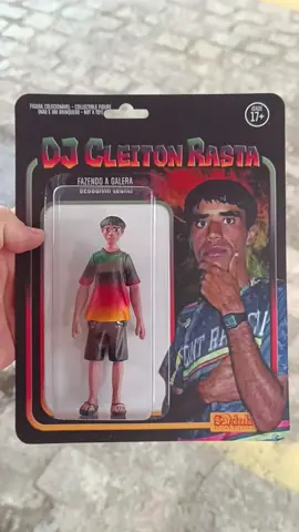 MAIS UM FÃ FELIZ O BONECO DO CLEITON RASTA, OLHA A PEDRA
