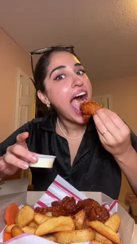 1 BITE CHALLENGE 😍❤️😋 #fypシ゚viral  #fyp #chickenwings #foodtiktok #mukbang #mukbangeatingshow #food #chicken #asmrfood #asmrfoodsounds #foodhack
