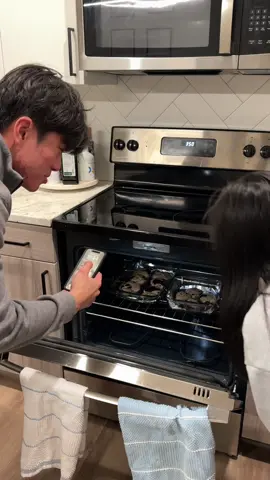 an unaesthetic, real glimpse into our evening 🧖🏻‍♀️🍪 I wish I could say these brown butter chocolate chip cookie were good but we tried our best 😭 #bakingfail #chocolatechipcookies #baking #holidaybaking #fyp #Siblings #brothers 