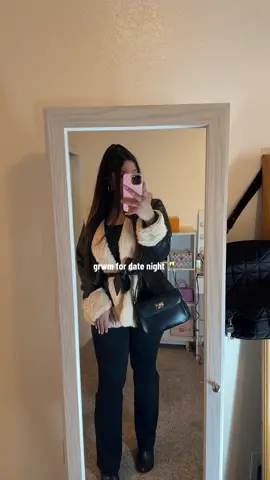 but first let me get cute 🥰 —Coat is from Amazon (on my SF) Black bag is from CLUCI @CLUCI #festivefashion #outfitideas #outfit #Cluci #fash #elegant #amazoncoat #fypシ #date #blackfit #leatherpurse #styleinspo #boots #beauty #parati 