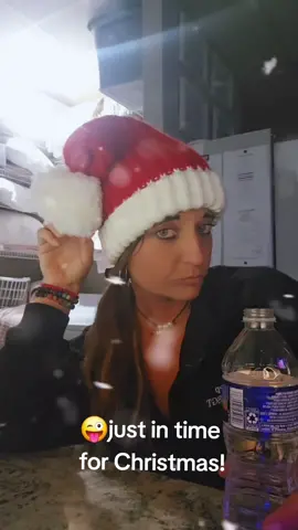 would you like to super-size that?! 😅 #cosmicmacs #mcds #imlovinit #ninetofive #goldenarches 