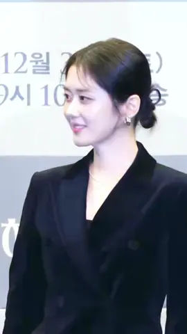 Jang Na Ra 1981, 42t đó trời 🙄#jangnara 