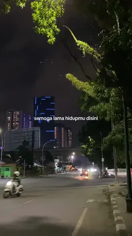 part iniii nyesek:(