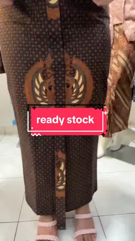 rok wiron bahan katun sogan solo.motif truntum garuda.#fyp #batiksolo #rokwiron #viral #kemejabatik#mantap 
