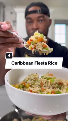 #CampbellsPartner Here’s how I make this simple and easy side using @Campbell’s Soup Cream of Mushroom Soup to enhance the flavor of this rice dish. It’s a family favorite in my house, try it out and see if it can be in yours too! #campbells #shareyoursides #onestopchop