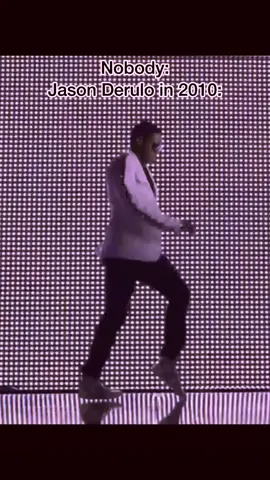 POV it’s 2010, and you’re watching @Jason Derulo dance for his life on your ipod nano😂