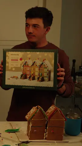 Really in the holiday spirit 🎅🏻 🎄 