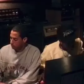 Behind the scenes N.W.A #oldschool #90s #nwa #eazye #icecube #drdre 