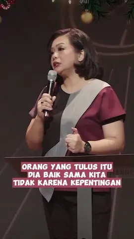 ORANG YANG TULUS ITU DIA BAIK SAMA KITA TIDAK KARENA KEPENTINGAN ❤️ #hennykristianus  #kotbahkristen  #tiktokrohanikristen  #temanyangtulus  #ibs_story  #CapCut 