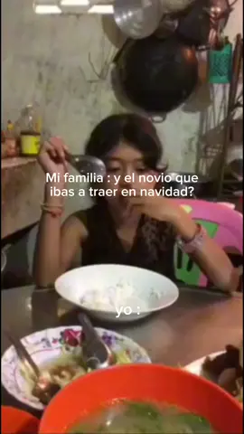 ya no hay🥀 #fyppppppppppppppppppppppp #CapCut #fypage #llorar #triste #sola #teextraño #fraces #corazon #roto #juliacacity #teespero #solita #navidadtiktok #viraltiktok #viralvideo #tristeza #navidad #navidadsolita #humor 