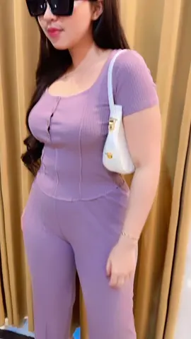 One set githa kloter 4 sudah ready stock.. jadi yg kemaren2 minta one set kita sudah ready yaaa #belilokal #belanjaditiktoklagi💪🏻 #fypシ゚viral #grosirnatalia #tiktokcomeback #onesetmurah 