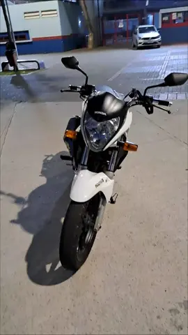 CB 300 R ano 2012 