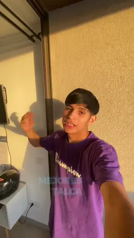 QUE OPINAN USTEDES ? 😎#chile #zapatillas #zapatillastalca #humorchileno #humor #zapatillasgod 