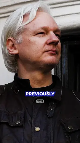 Tucker Carlson visits Julian Assange in prison. 