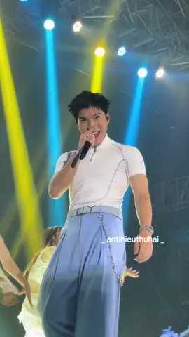 Cà hẩy ê hề ê hề @HIEUTHUHAI  #hieuthuhai #fchieuthuhaisunday #chillfest2023 #fypシ #trending #xuhuong2023 