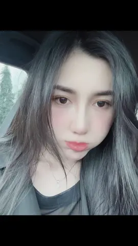 Phàm làm người ai mà không có những vết thương lòng :))