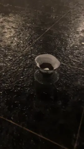 اللي ماذاق قهوة المطر ماذاق قهوه #foryo #explorerاكسبلو #v60 #قهوة_المطر 