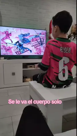 😝😝😝😝 #selemueveelcuerpo #bailar #humor #risas #comedia #papayruben #lunator 