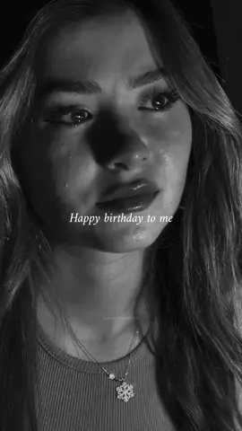Happy birthday to me💔#اكسبلورررررر #fypシ #foryou #foryoupage #explore #expression #تعبانه #تعبانه🖤💫 #اكتئاب #حزن #حزن💔💤ء #ياربي #وحيده #وحيدهہ💔 #متوحده🖤🙂 