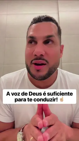 A VOZ DE DEUS É SUFICIENTE PARA TE CONDUZIR! ☝🏼 . . Abraão partiu sem conhecer seu destino, mas a voz de Deus foi e continua sendo o bastante para nos orientar, inspirando-nos a caminhar, obedecer e seguir em frente. . . DEIXE DE EXIGIR DE DEUS ALGO VISÍVEL; APENAS CREIA EM SUAS PALAVRAS, TENHA FÉ! . . Aqueles que cultivam a fé experimentam milagres e o sobrenatural de Deus 🙏🏼 . . 