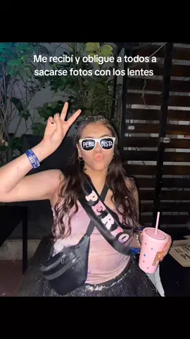 🥹🤍 #periodista #recibida #lentes #trend #viral #cordoba 