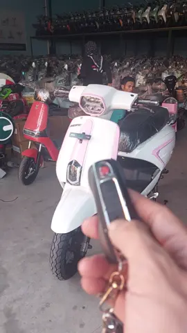 1x cas bisa 110-120km gaes. #cpj #sepedalistriksurabaya #subsidi7jutamotorlistrik #pasific #Surabaya #sidoarjo #madura #Lamongan #fypシ #fypシ゚viral #murahmeriah 