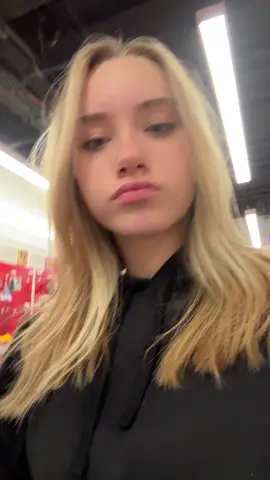 she a cutie #nyc #tribeca #batteryparkcity #target #draft #birthday #fyp 