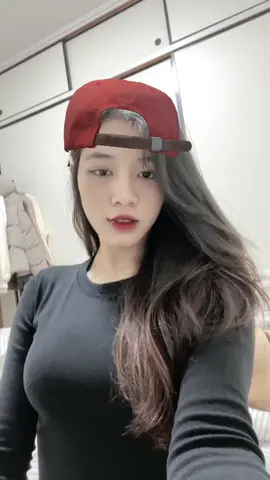 Xưa ta ngây thơ thầm iu cô sinh vjên🥰 #fyp #viral #xuhuongtiktok #xuhuong 
