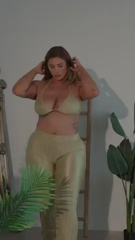 #curvymodel #fypシ #modeling #fakebody 