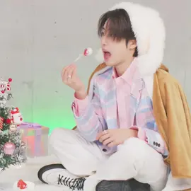 Hunny🧡Merry Christmas🧸🌟#han #jisung #hanjisung #skzmas #StrayKids #스트레이키즈 #スキズ#ハン#ハンジソン #ジソンペン #Christmas #クリスマス 